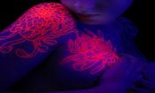 Svítící UV tetování